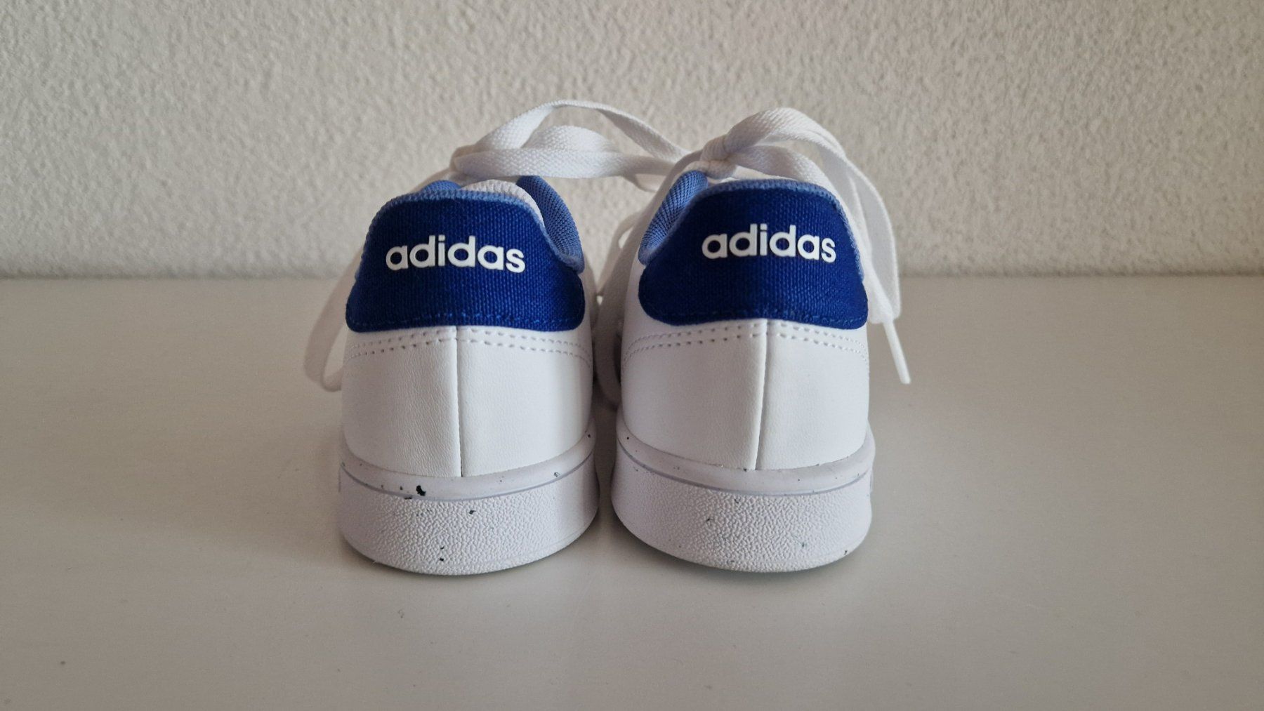 Adidas Scarpe per ragazzi: Sneaker von ADIDAS Gr. 31.5 – Usato da Baar venduto da rebeli6340 4