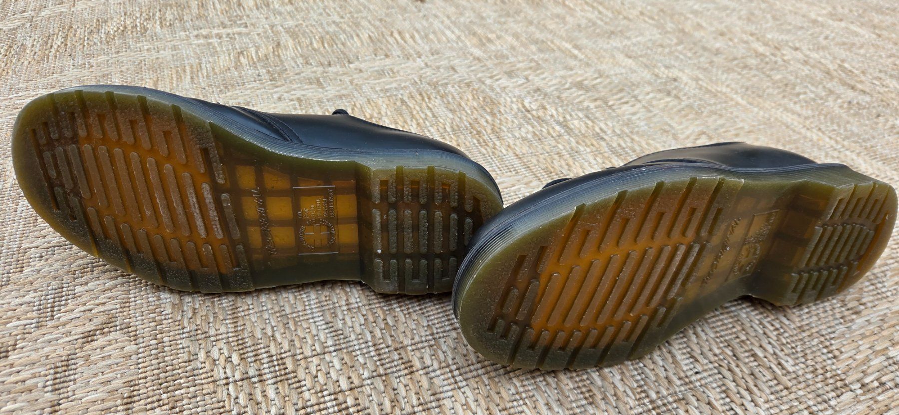 Dr. Martens Scarpe da uomo: Halbschuhe original Doc Martens, Gr. 37 – Usato da Oberwangen b. Bern venduto da Levidog 3