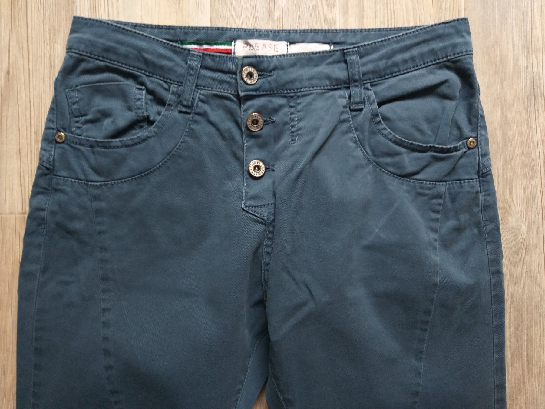 Please Jeans Jeans: PLEASE P78 Jeans taille / Grosse S – Gebraucht aus Cossonay-ville von Super-Price-Quality 1