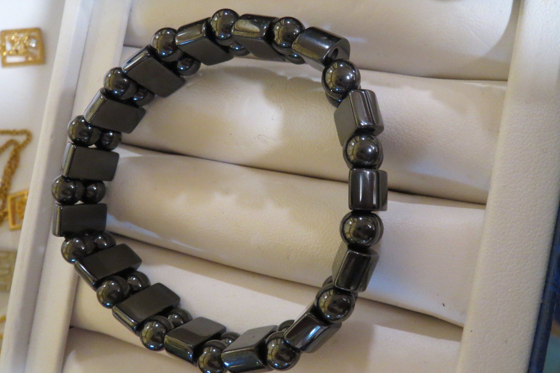 Bracciali & Braccialetti: Schmuck Magnet Armband – Nuovo (secondo la descrizione) da Herisau venduto da fan_h9qj 1