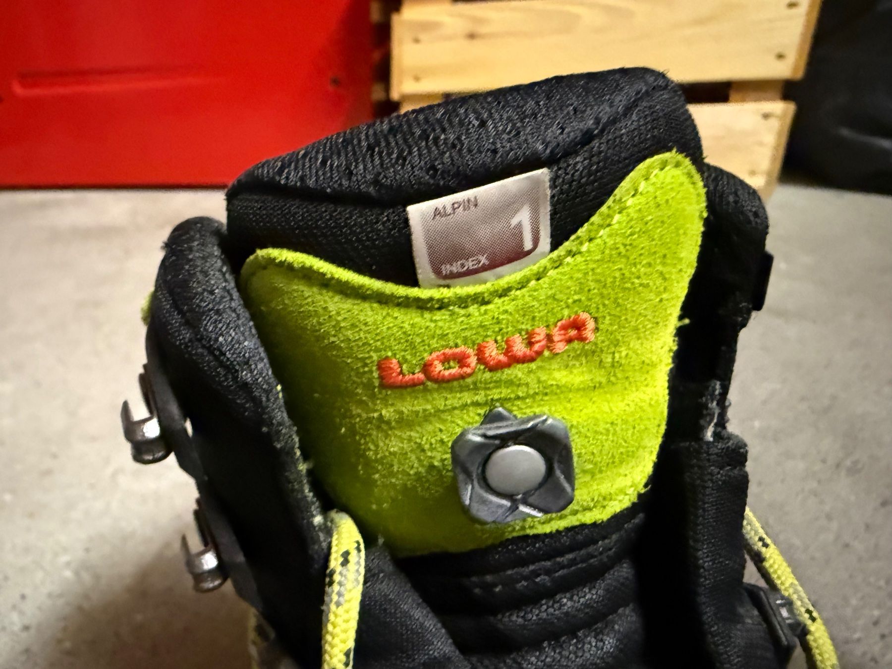 Lowa Scarpe da donna: Wanderschuh Frauen – Usato da Grindelwald venduto da isc_c8qy 1