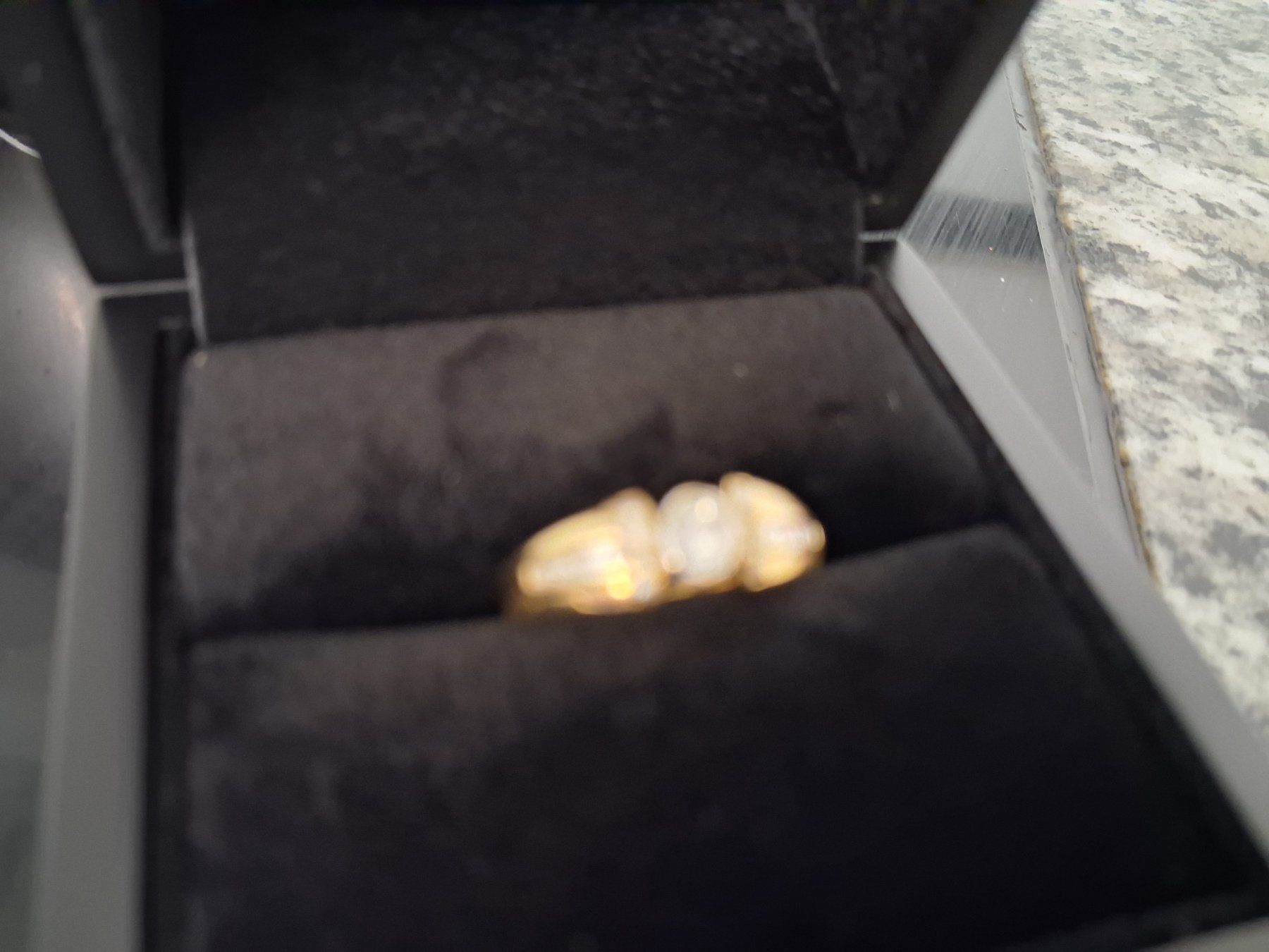 Ringe: Zeitloser Ring mit ovalem grossem Diamant 18K – Gebraucht aus Biel/Bienne von gabiname 6