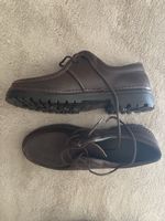 Chaussures cuir marron neuves 43