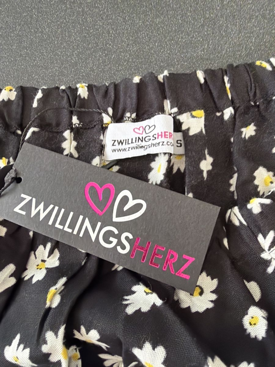 Röcke: Rock Zwillingsherz Neu (S) – Neu und originalverpackt aus Vezia von sidu03 1