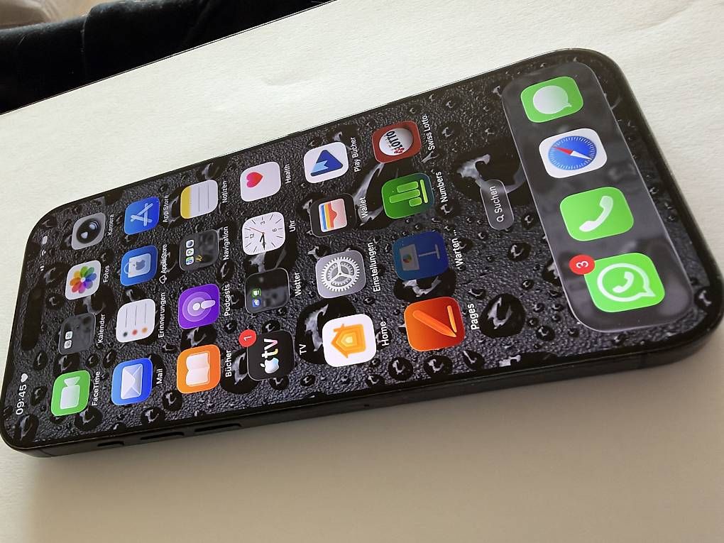 Portables: Iphone 16 Pro Max 256GB  – Neuf avec emballage d'origine à Schlieren par Shayn_L