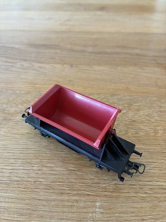 Modellini di ferrovie: Märklin H0 Güterwagen – Usato da Rapperswil SG venduto da viv_sz77