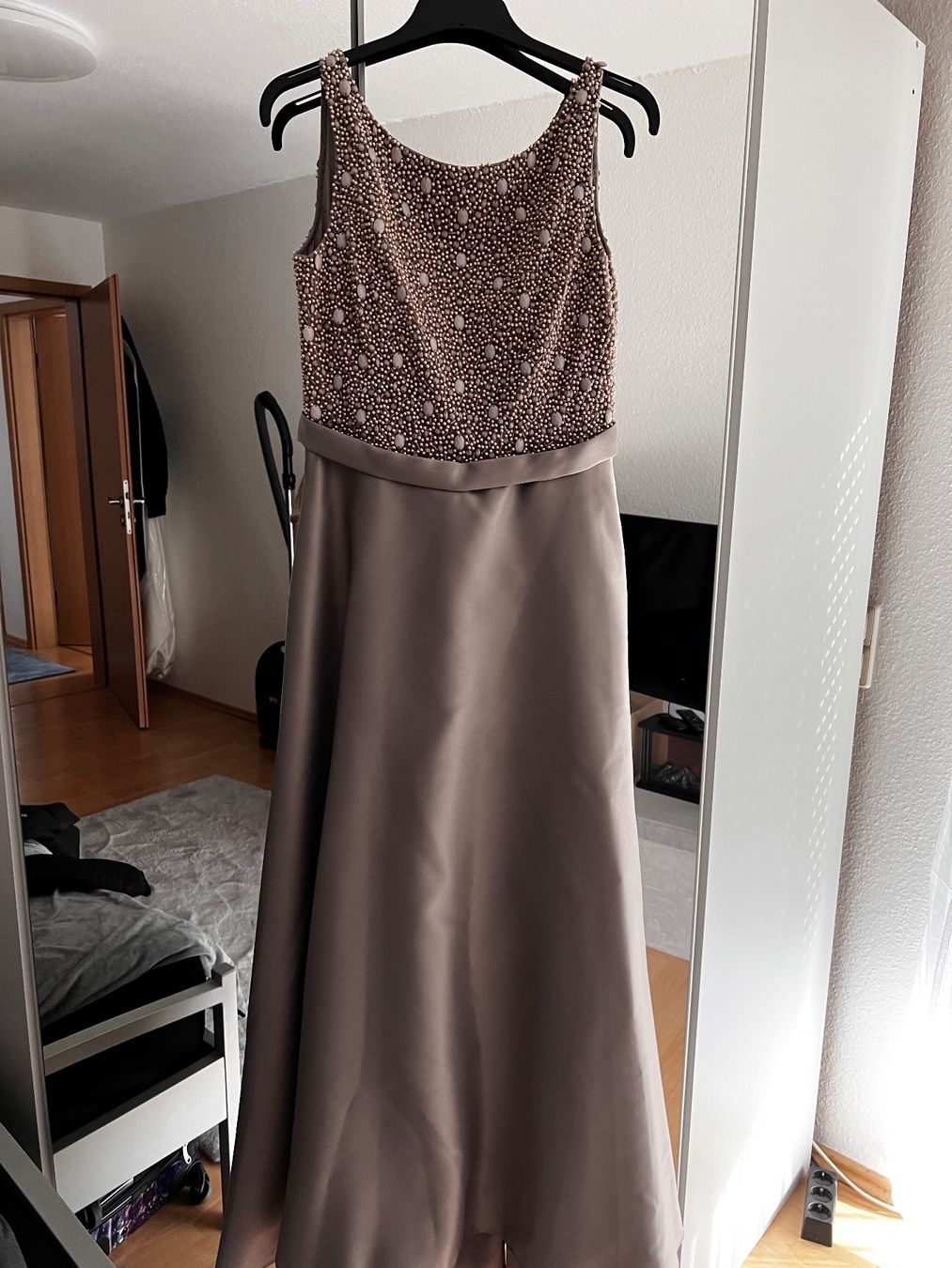 Kleider: Abendkleid *NEU* – Neu und originalverpackt aus Egerkingen von ear_k6fg