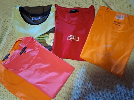 5 Damen Funktions- Shirts , Gr. 40 /42
