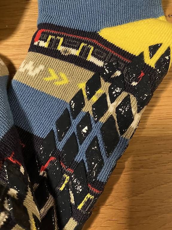 Socken: 2x Sockenpaar RVBW-Bus (mit Noppen!) – Gebraucht aus Basel von jon_z292 3