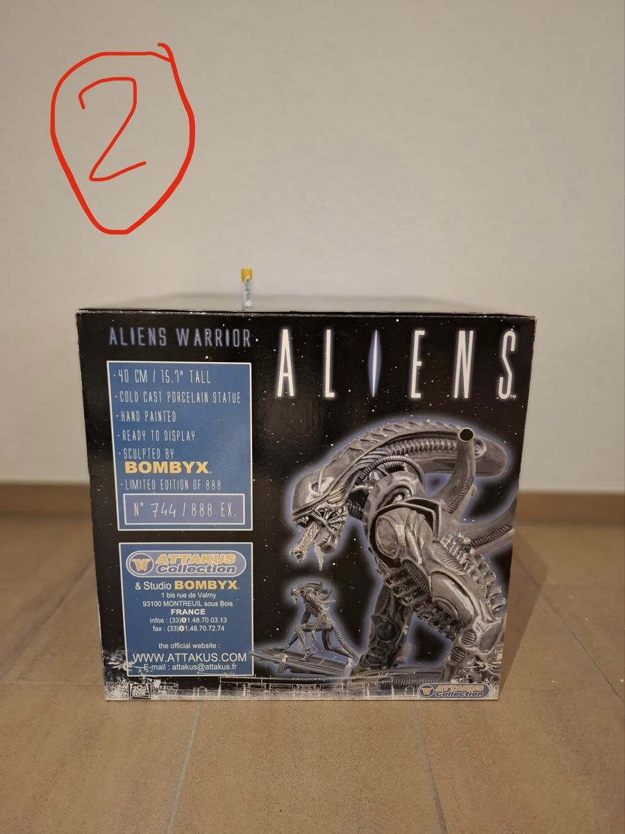 Statuette: Alien Warrior, #744/888, Attakus + Bombyx – Usato da Gollion venduto da sophie91