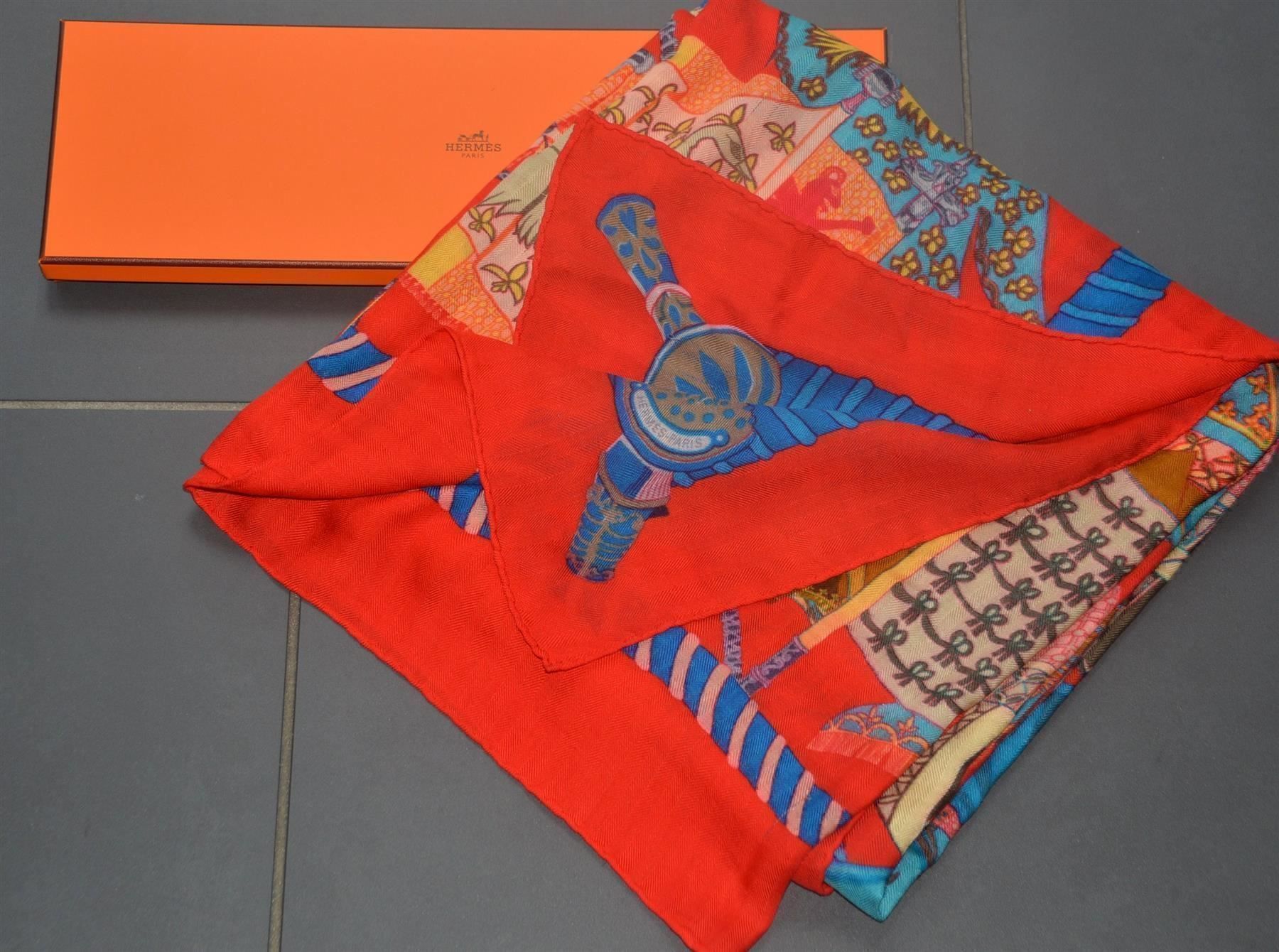 Hermès Foulard & Sciarpe: Schal / Châle Hermès 140 x 140 cm – Usato da Collonges venduto da Auganien 1