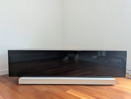 Modernes TV Möbel/Lowboard, guter Zustand, schwarz/weiss