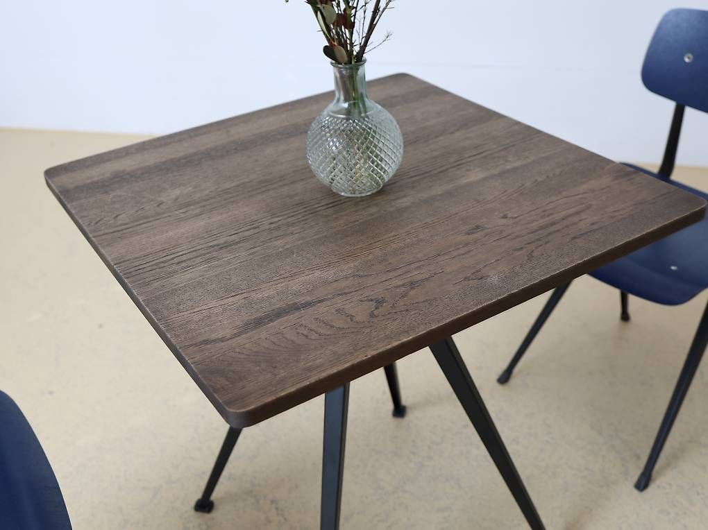 Hay Tables: HAY Pyramid Bistro Tisch – D'occasion à Meinisberg par atelier_TILIJA 5