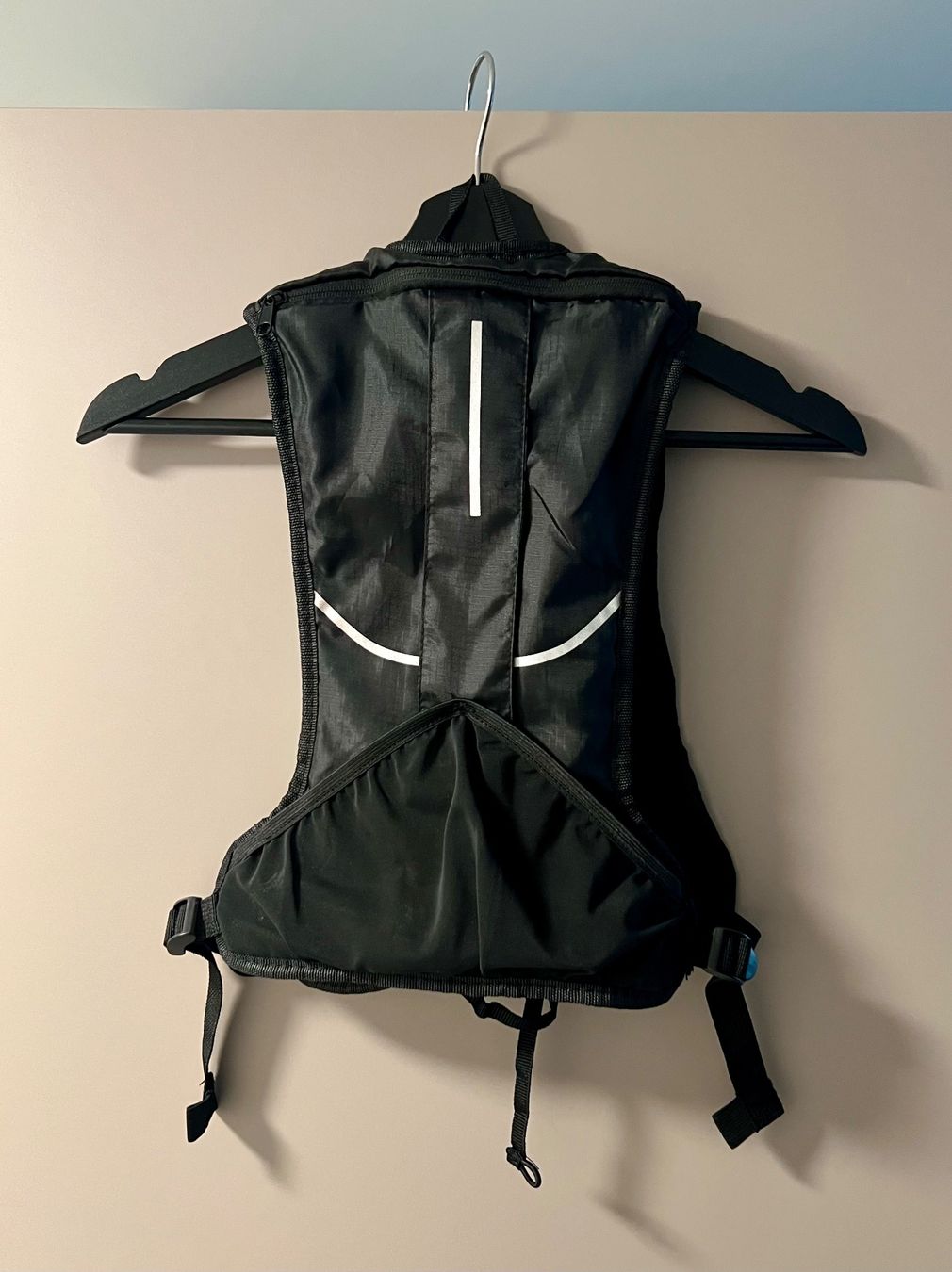 Gilet & Giacche: Laufweste Crane, OneSize in schwarz – Usato da Seewen SZ venduto da Ponchen