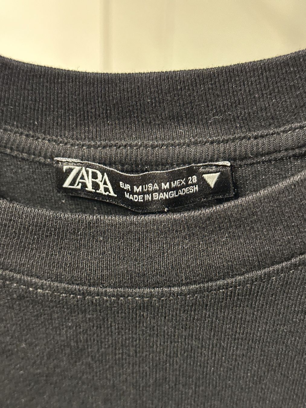Zara T-shirt: Shirt der Marke Zara Grösse M – Usato da Bettwiesen venduto da Relux1 2