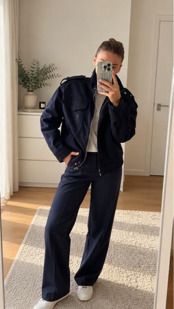 Damen Jacke blau, new XS