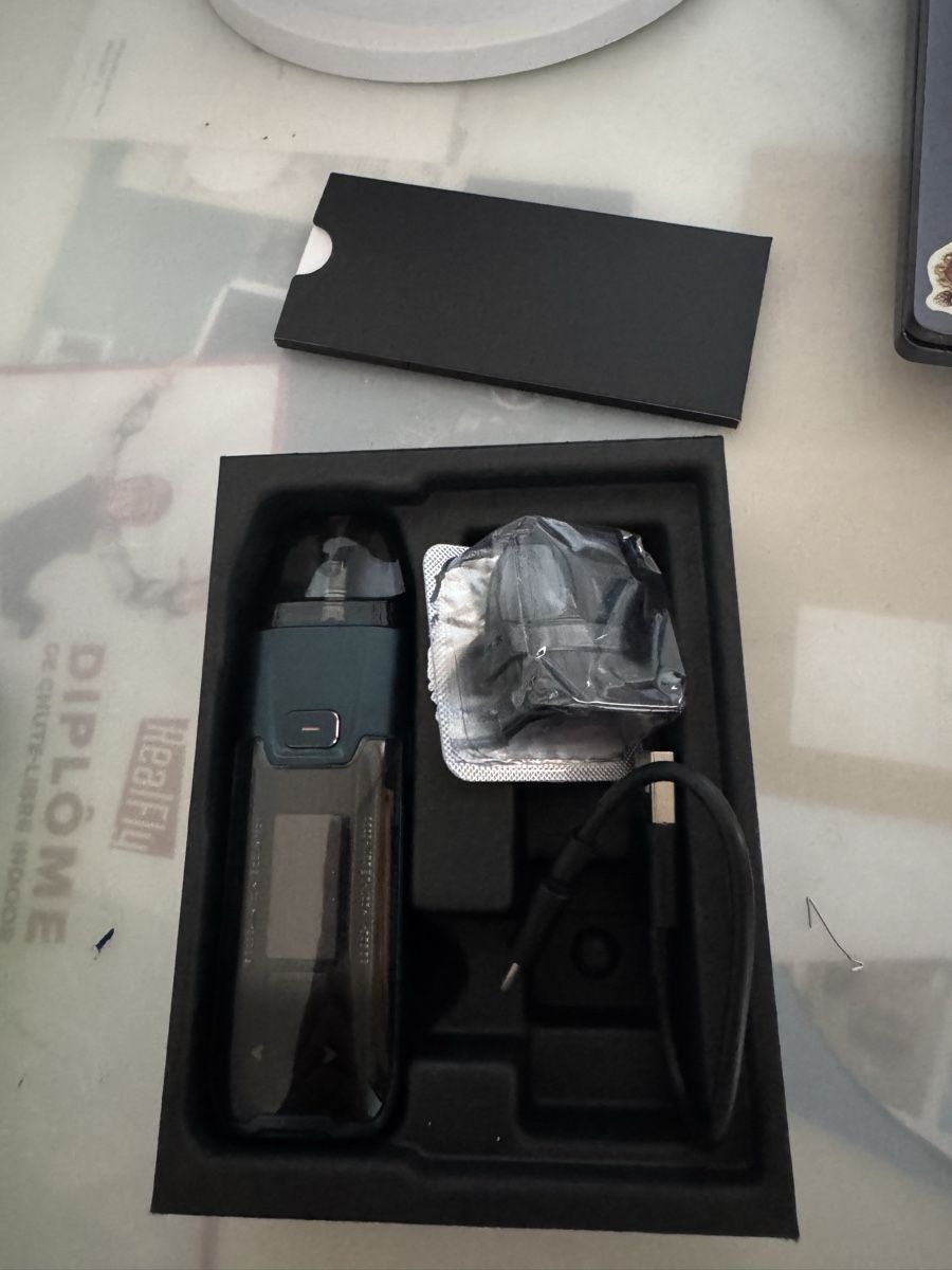Vaporesso Altri Prodotti per fumatori: Cigarette électronique VAPORESSO – Nuovo (secondo la descrizione) da Onnens FR venduto da cla_zwr5 2