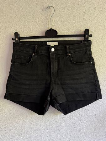 Shorts schwarz Gr. M