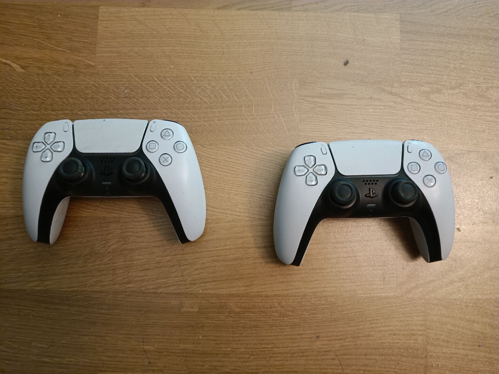 Manettes: PS 5 controller - Defekt – Défectueux à Gümligen par sim_q6ss