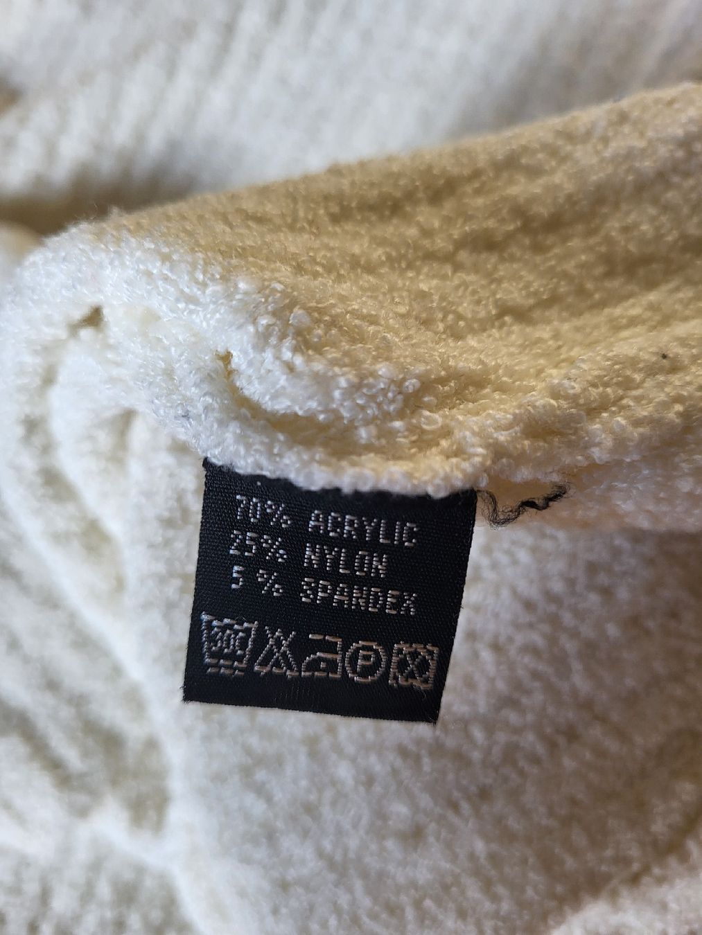 Pullover & Sweatshirts: Rollkragenpullover - pull à col roulé – Gebraucht aus Zürich von sahaara01 3