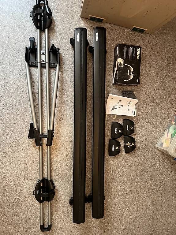 Thule Barres de toit: Thule WingBar et Proride pour Audi Q3 2012-2018 – D'occasion à Founex par mem_fr5x