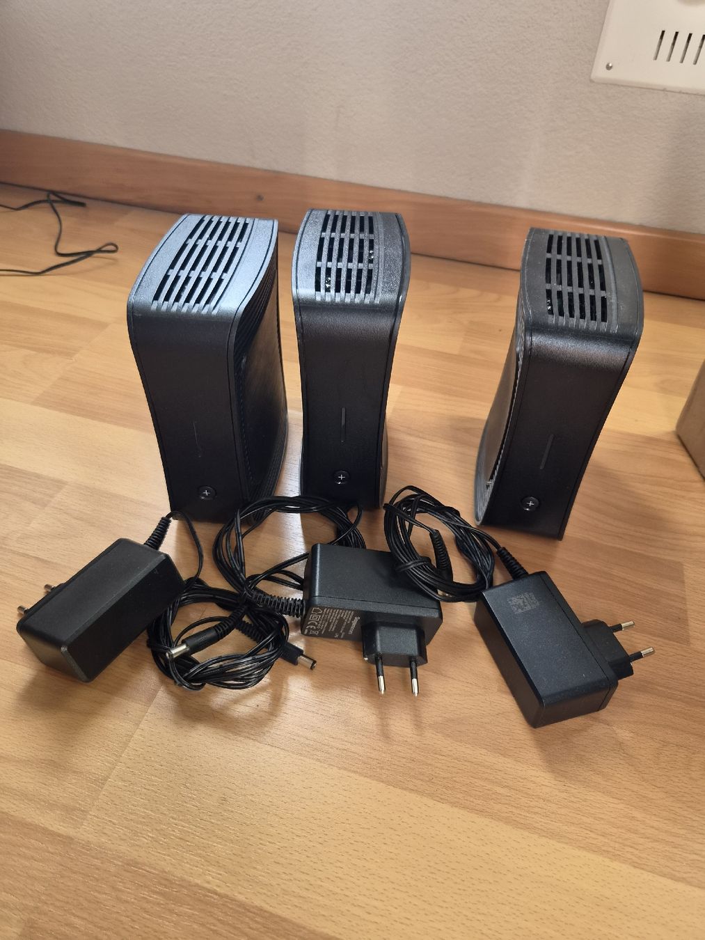 Salt WiFi: 3x Salt WiFi Box W7 WLAN – Usato da Küsnacht ZH venduto da ScottR 1