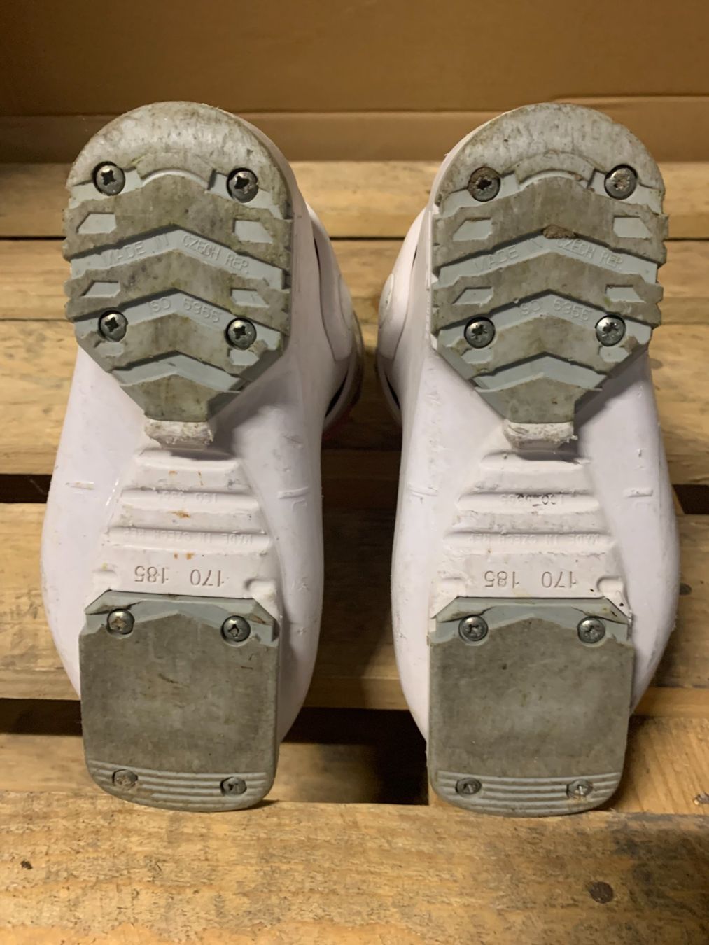 Head Chaussures garçon: Skischuhe, HEAD Z1, Grösse 25 – D'occasion à Schwarzsee par Sidecut 3