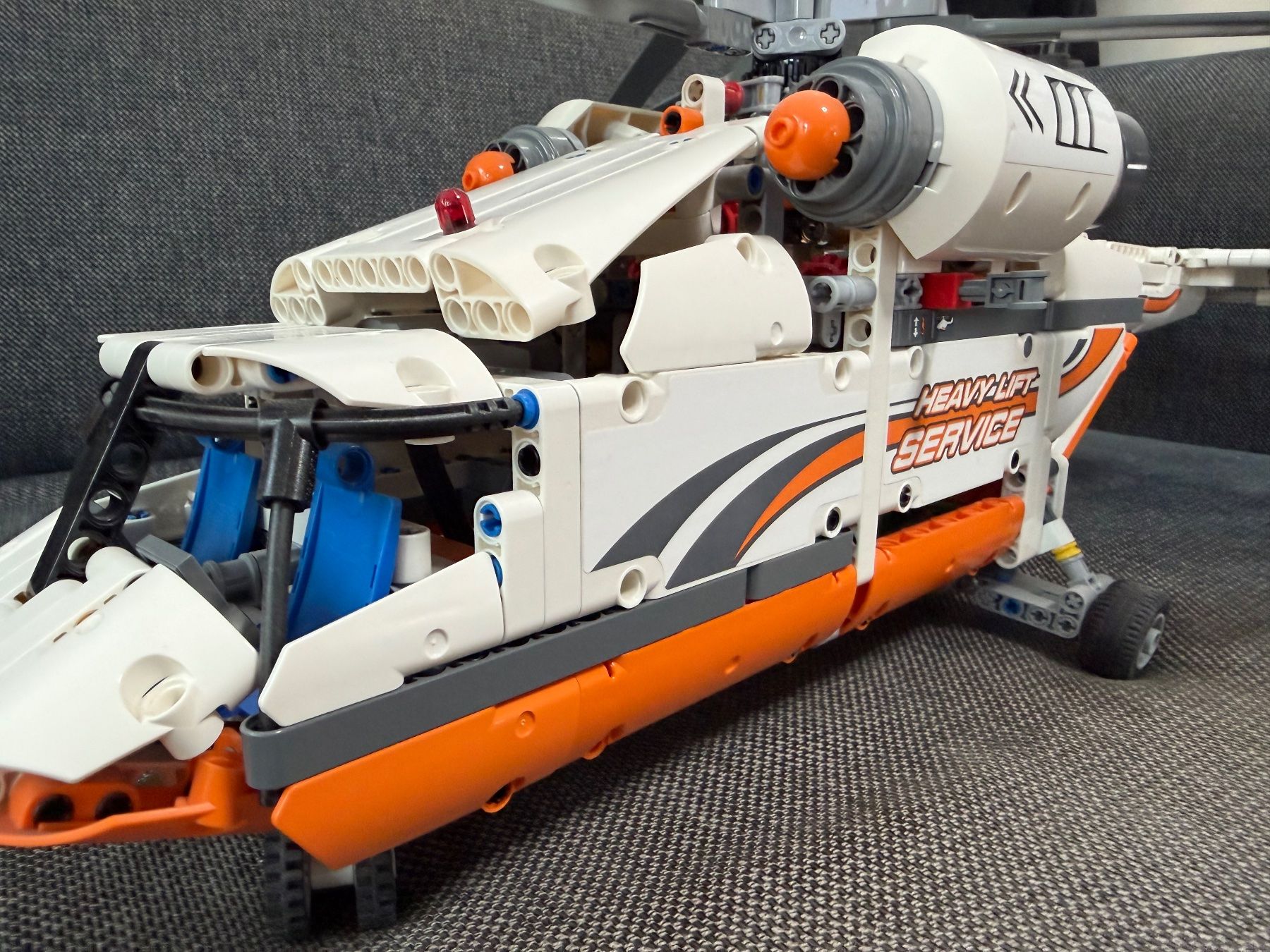 Lego Kit di costruzioni: LEGO Technic 42052 Schwerlasthubschrauber mit Anleitung&OVP – Usato da Riehen venduto da Nyenhuis 8