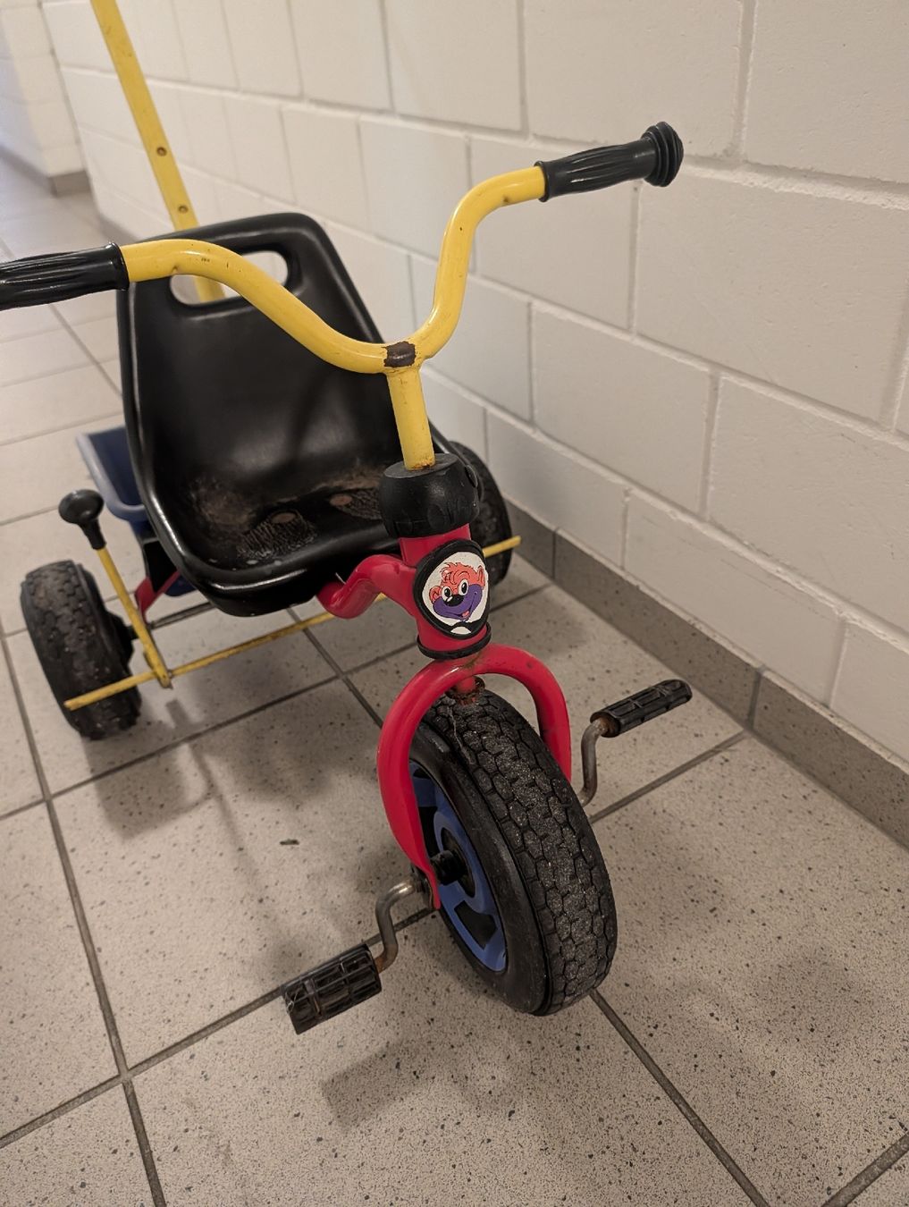 Veicoli per bambini: Dreirad mit Lenkstange – Usato da Stüsslingen venduto da mar_6rh2 2