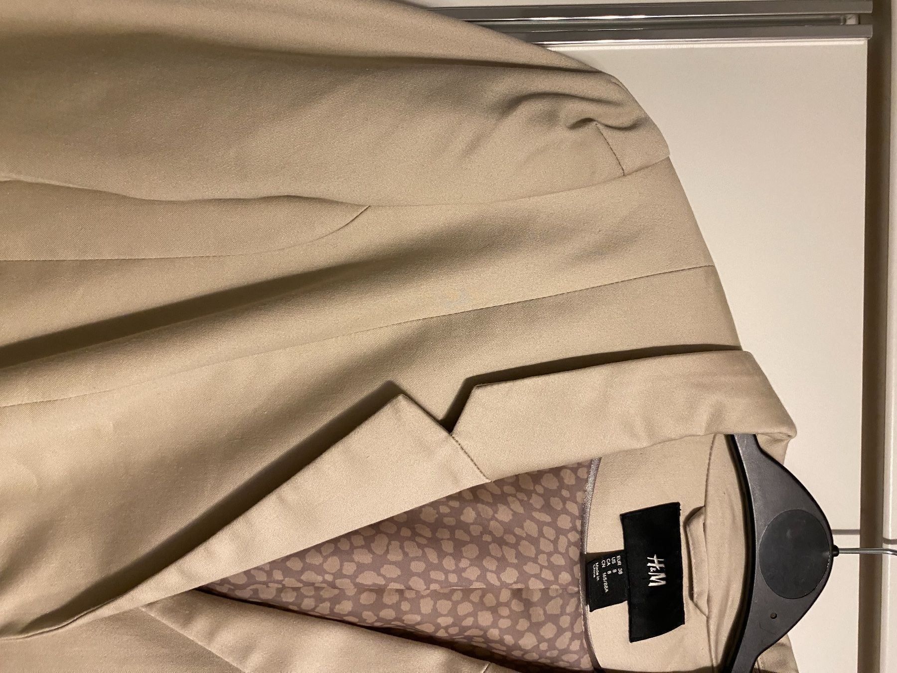 Vestes: Blazer von H&M gr38 – D'occasion à Pfungen par Outlet64 2