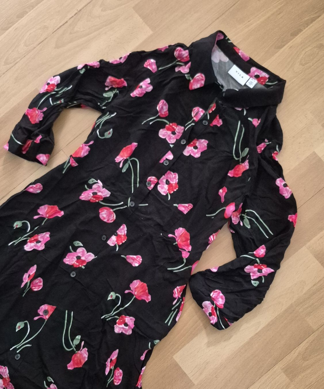 Vila Vestiti: Vila Maxikleid Blumen Gr. S Sommerkleid – Usato da Naters venduto da Monika-K