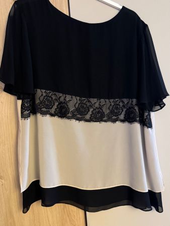 Chemisier élégant , noir et rose pâle, taille 46
