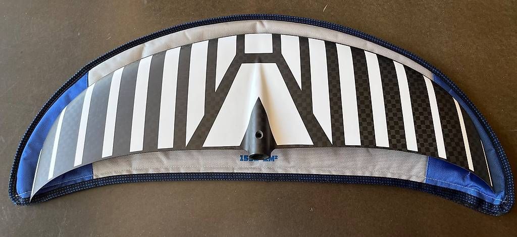 Armstrong Planches de surf: Foil Armstrong Frontwing CF1550 – D'occasion à Corseaux par Perol01 1