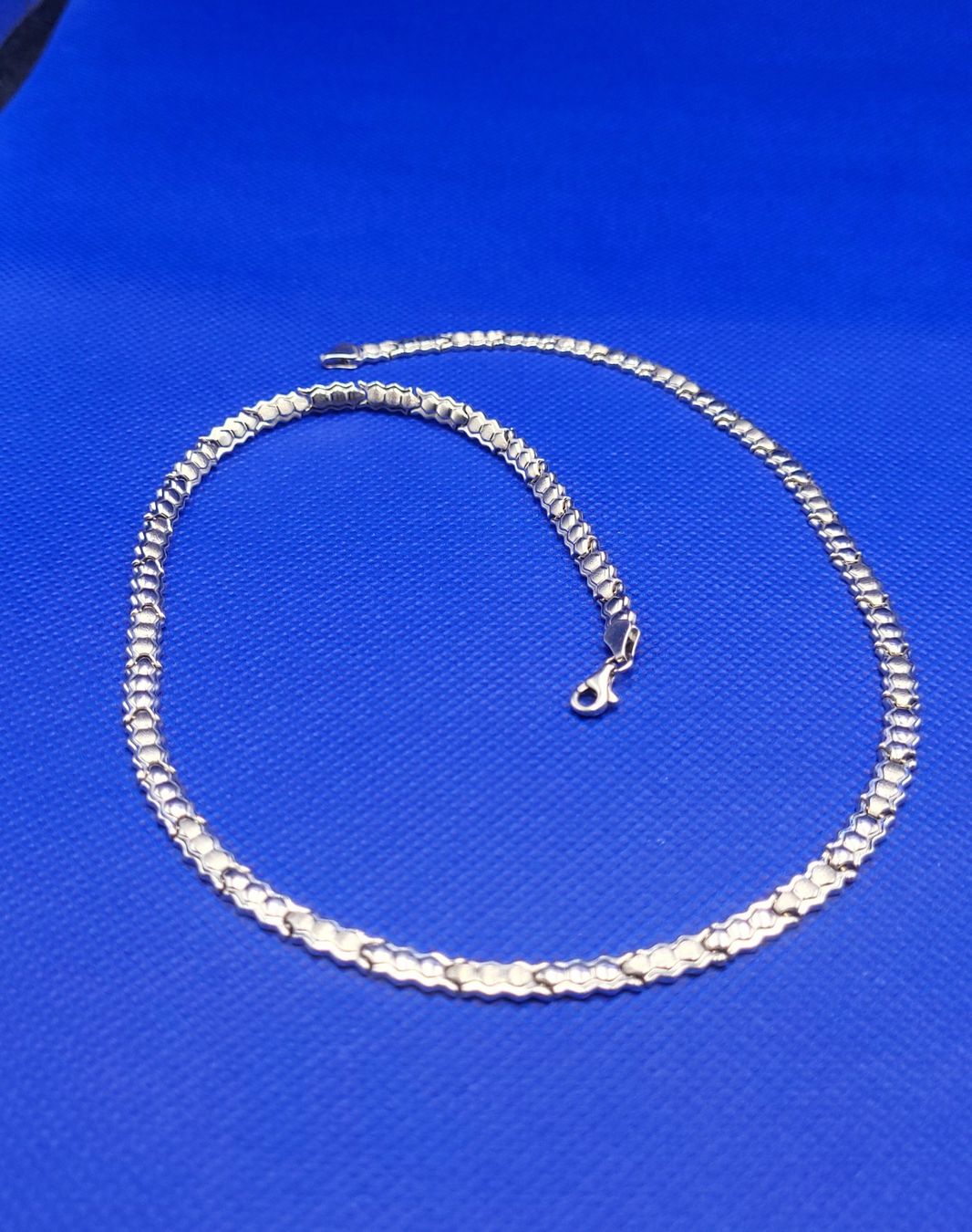 Ketten: 14 Karat 585 Weiss Gold Collier – Gebraucht aus Wald ZH von Aniade 5