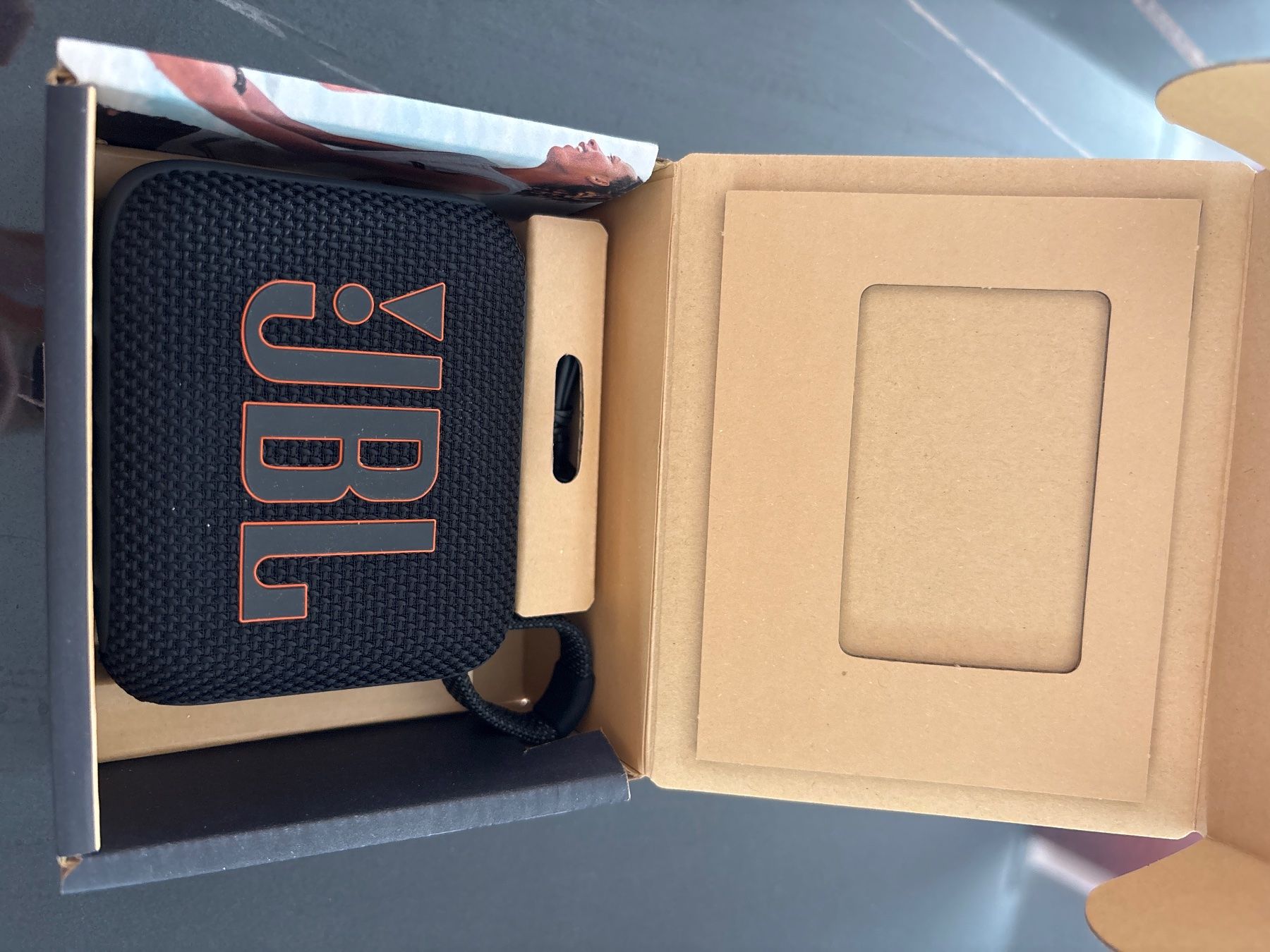 JBL Lautsprecher: JBL sono GO4 NEW – Neu und originalverpackt aus La Chaux-de-Fonds von Maite_2300 3