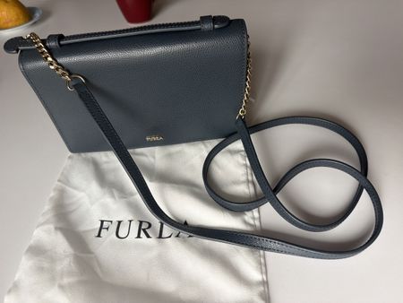 NEU : Kleine Furla Handtasche 