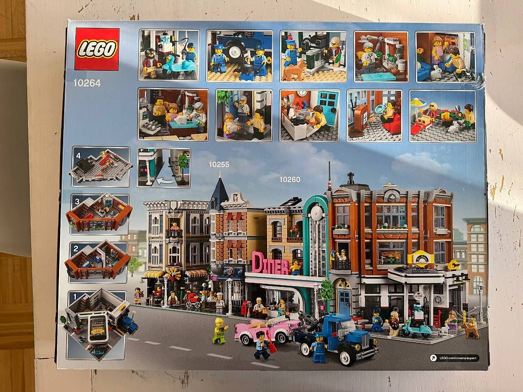 Lego Kit di costruzioni: Lego Creator Eckgarage Set 10264 – Usato da Meilen venduto da jen_jw26 1
