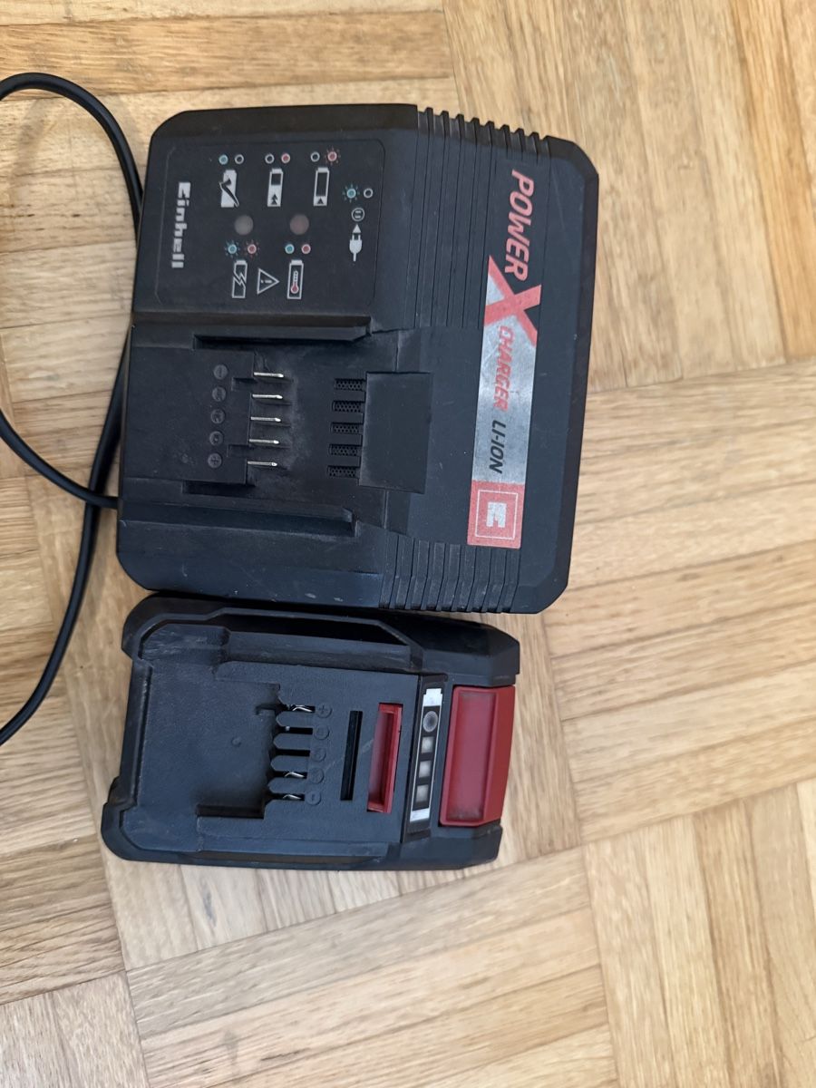 Einhell Caricatori & Batterie: Einhell Ladegerät & 18V 2,0Ah Akku – Usato da St. Gallen venduto da besi97 4