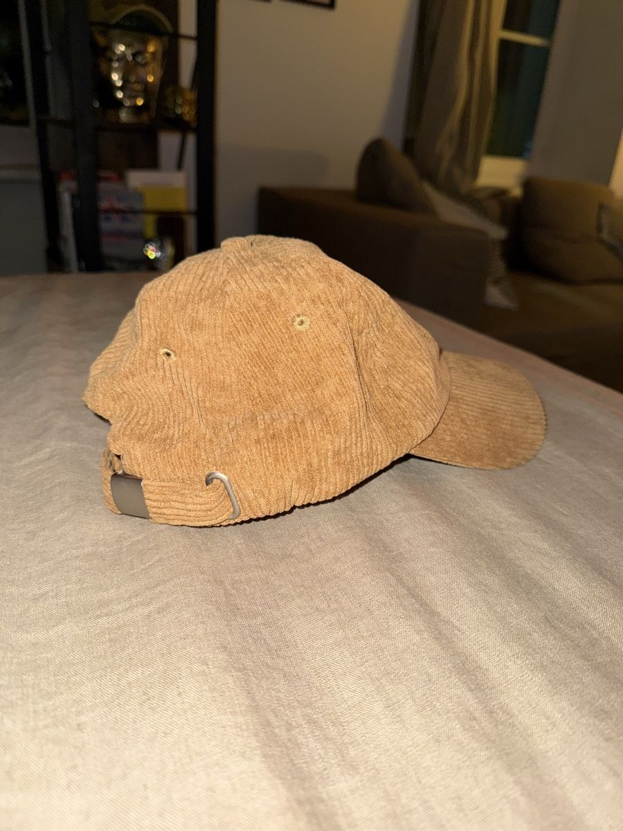 Copricapi, berretti & cappellini: Beige corduroy cap – Nuovo (secondo la descrizione) da Zürich venduto da sunnykickz 2