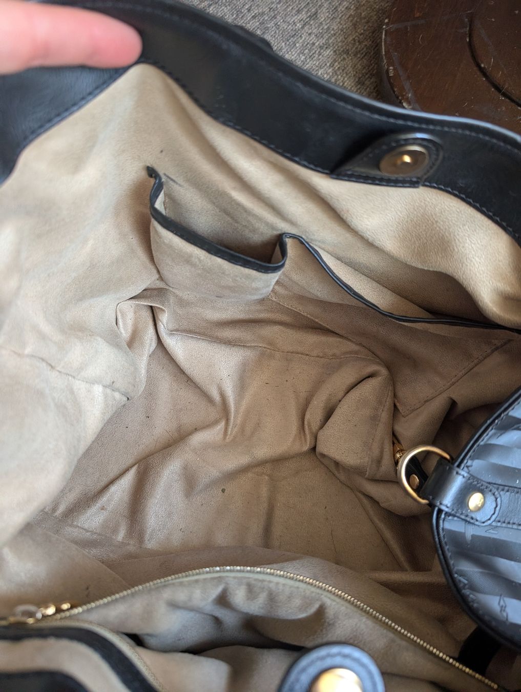 Maison Mollerus Borse da donna: MCM Mollerus Tasche schwarz gestreift Handtasche – Usato da Bern venduto da Hingerdiramueberbiet 6