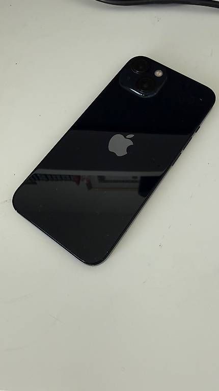 Telefoni cellulari / Smartphones: Iphone 13 noir, 128GB – Usato da La Neuveville venduto da ism_8qnt 2