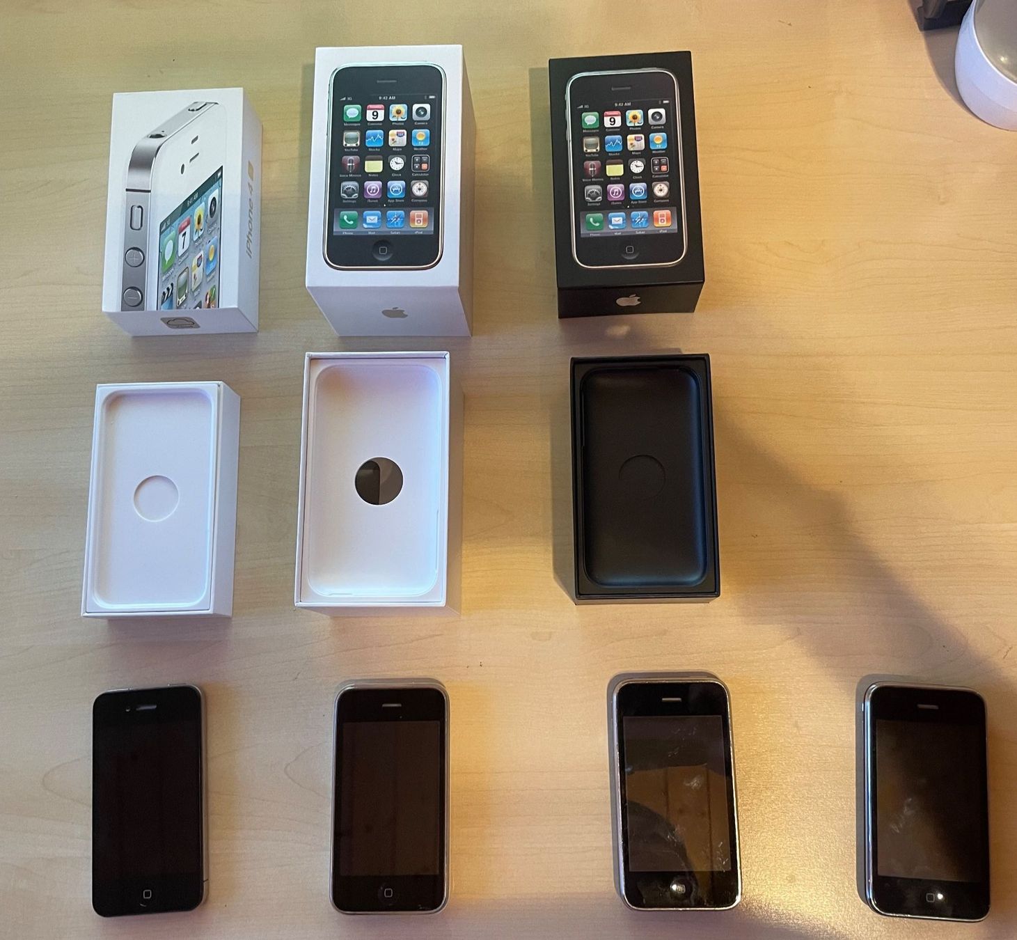 Apple Handys / Smartphones: 4x Iphone: Iphone 4(S), Iphone 3GS, Iphone 3 – Gebraucht aus Unterentfelden von Maetthu92