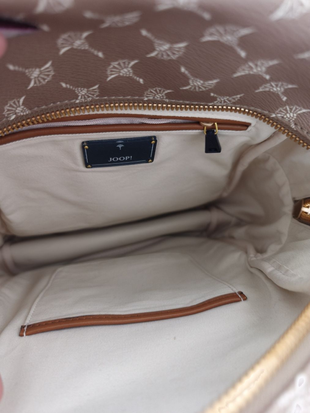 Joop Zaini: JOOP Rucksack beige mit Muster  – Nuovo (secondo la descrizione) da Berg TG venduto da lisboa.sky 1