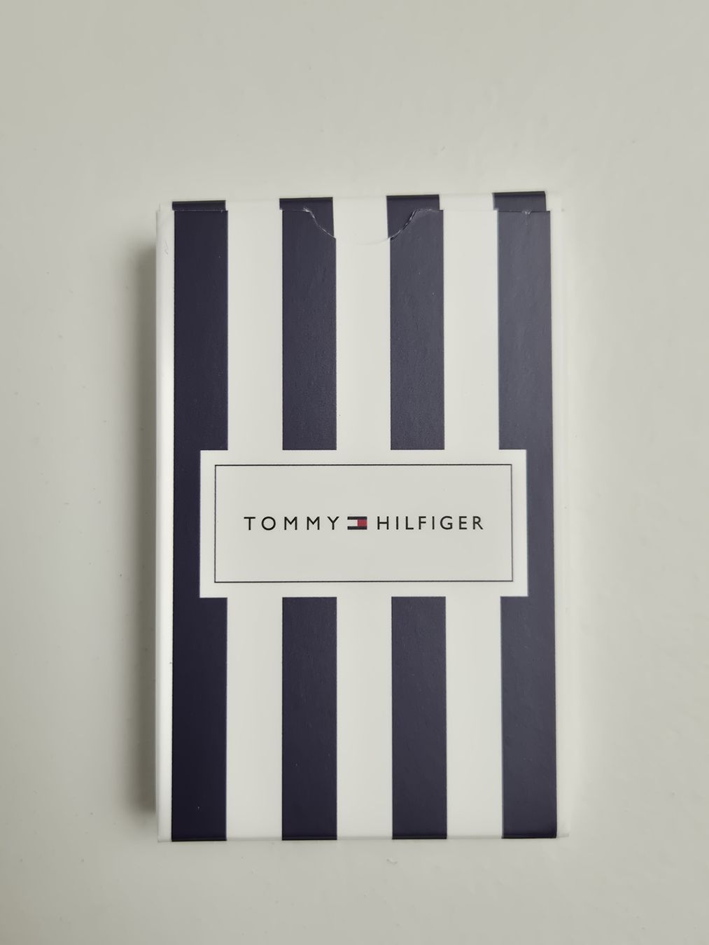 Giochi: Tommy Hilfiger Spielkarten – Nuovo (secondo la descrizione) da Rebstein venduto da kenobi14