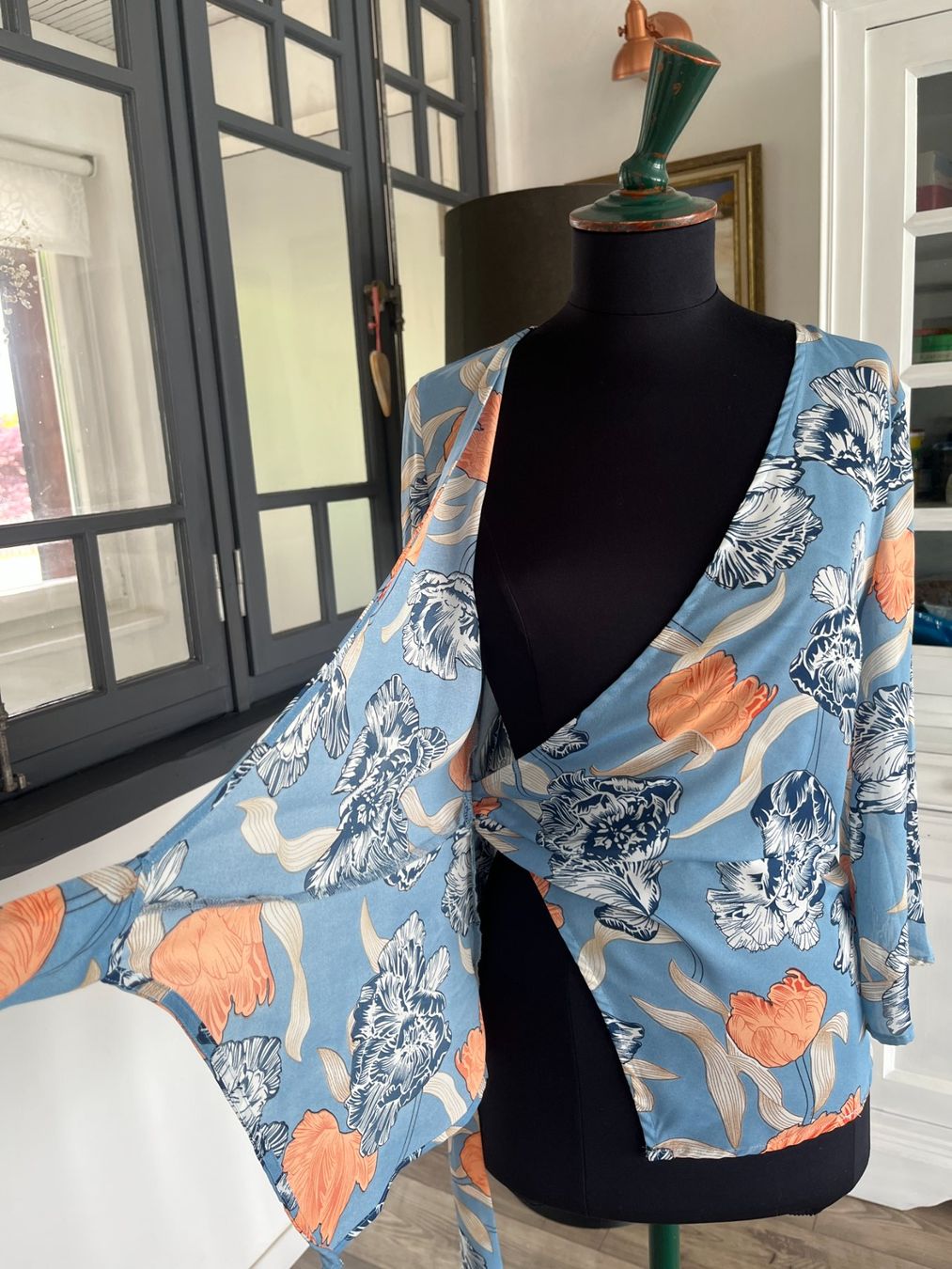 Top: Blouse cache-coeur  BLUE VANILLA M – Usato da Seiry venduto da vanille08 6