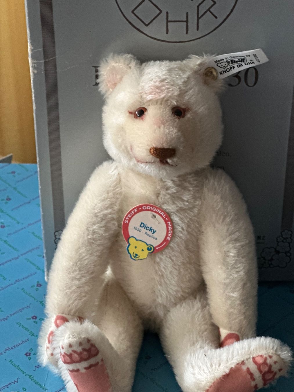 Steiff Giocattoli: Steiff Bär DICKY – Nuovo e nell'imballaggio originale da Mumpf venduto da A_B_E