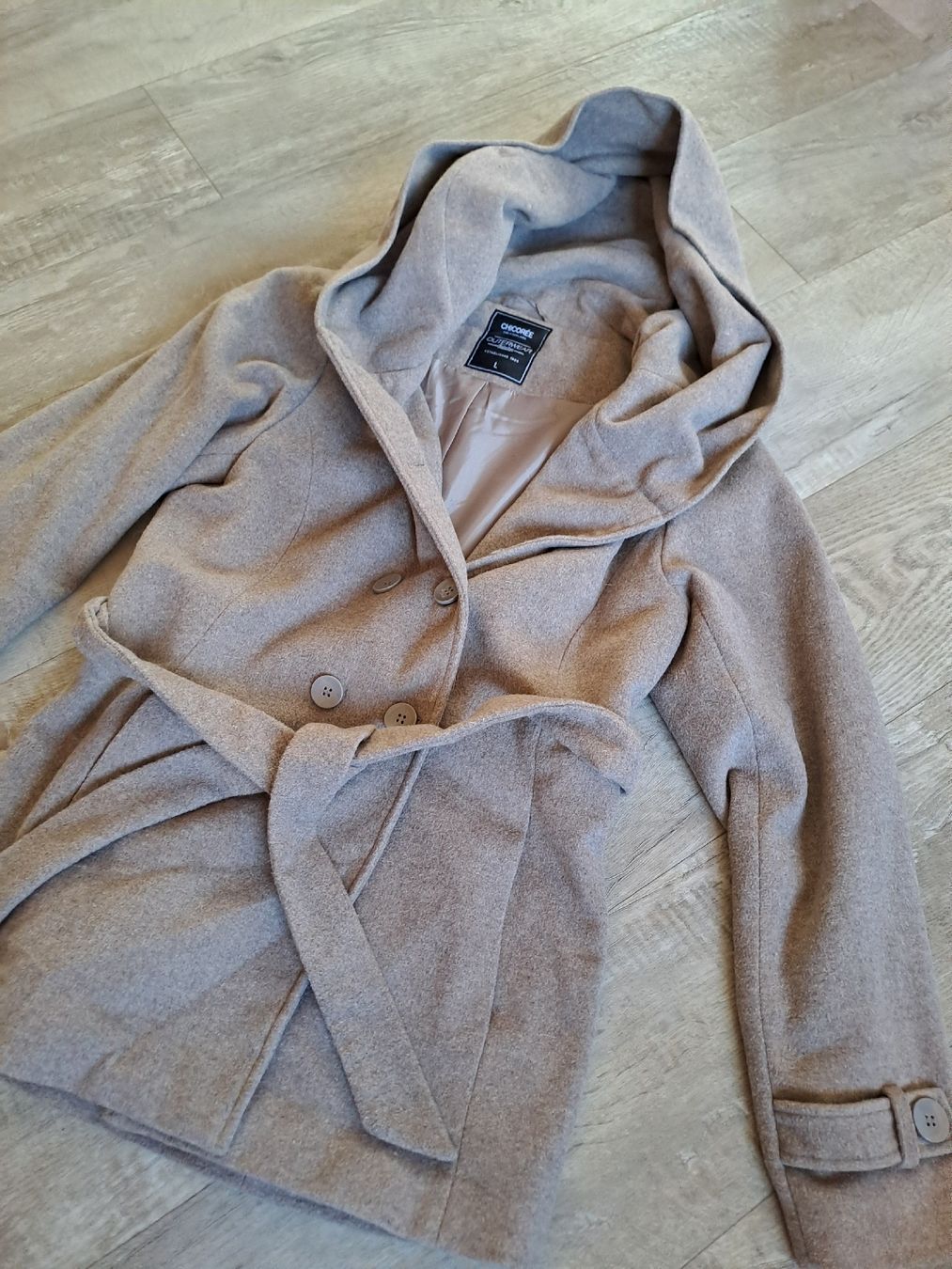 Giacche: Jacke mit Kapuze, Grösse L, Chicoree – Usato da Rickenbach LU venduto da bishiida 1