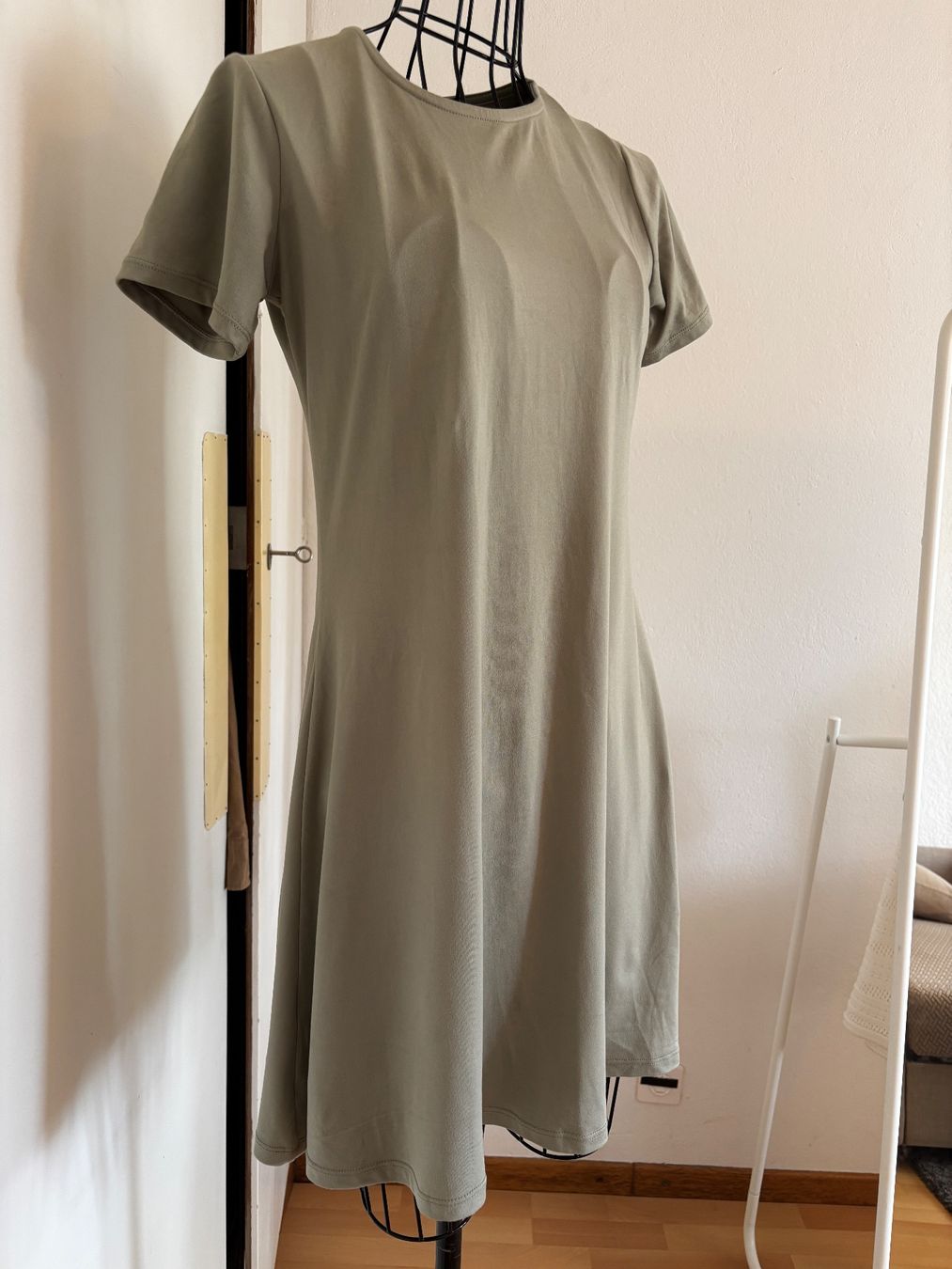 Robes: Kleid – D'occasion à Bern par ViksiBash