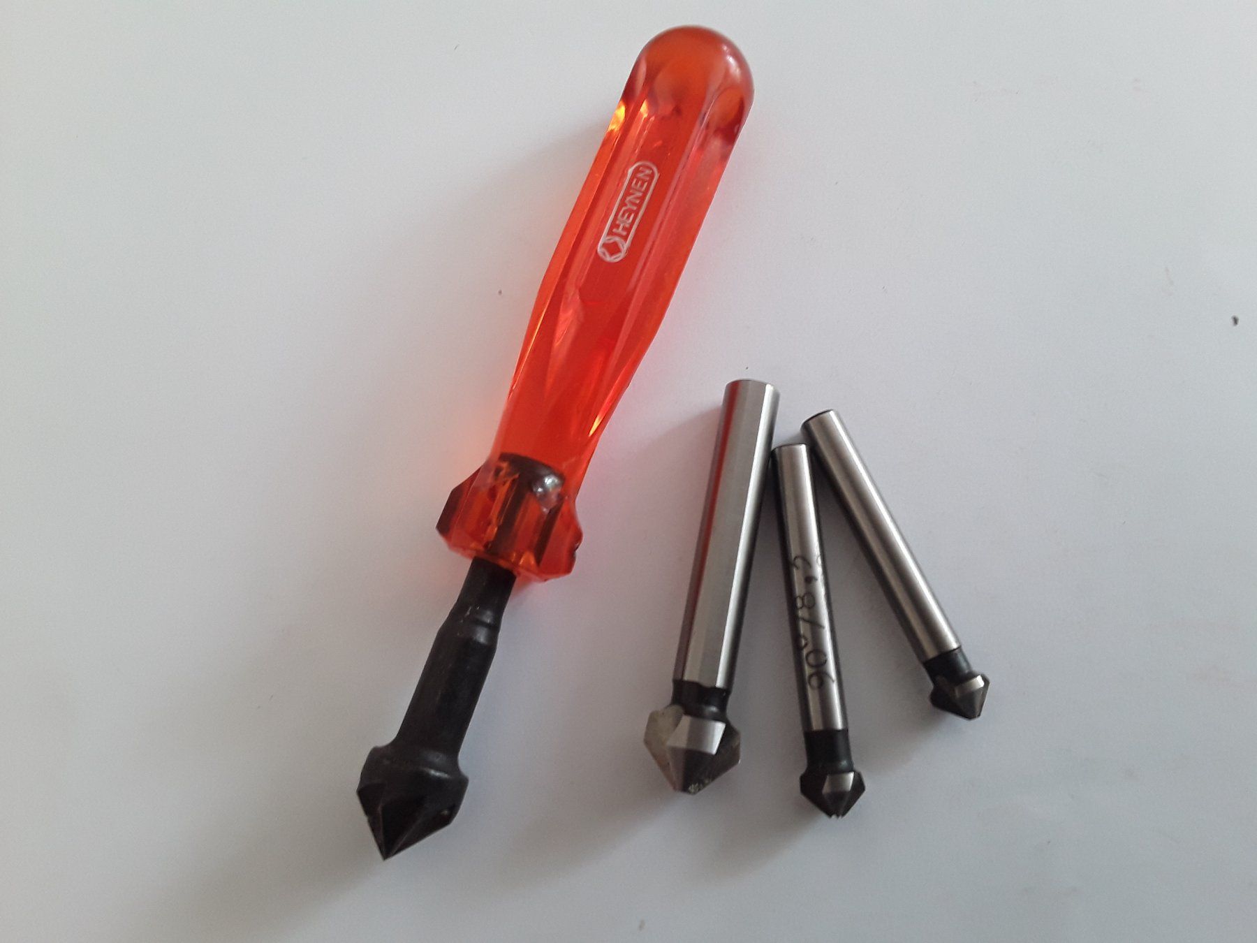 Tutti gli attrezzi: Handsenker und Kegelsenker-Bits – Usato da Kappel SO venduto da kaktus4616