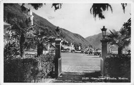 Campione d’Italia  – Veduta del lungolago e del borgo